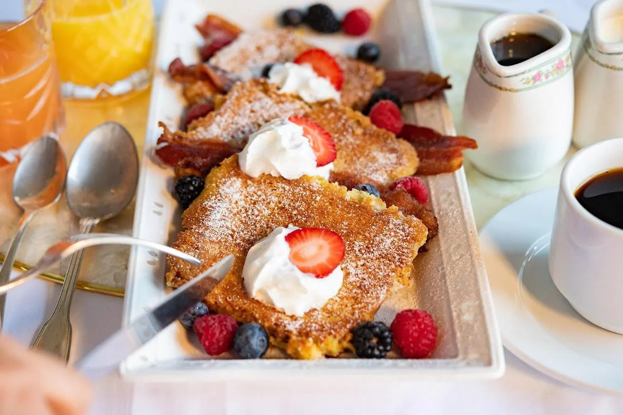 The Plantation Inn - Free Breakfast Lahaina 3*,  United States